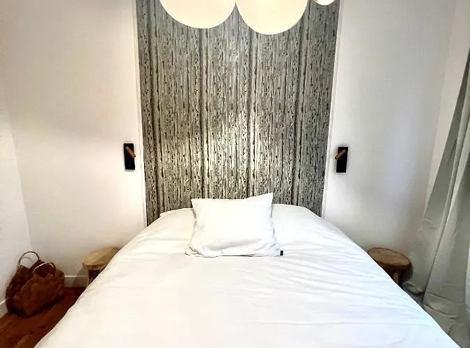 Les Du Beffroi 2 Appartamento *